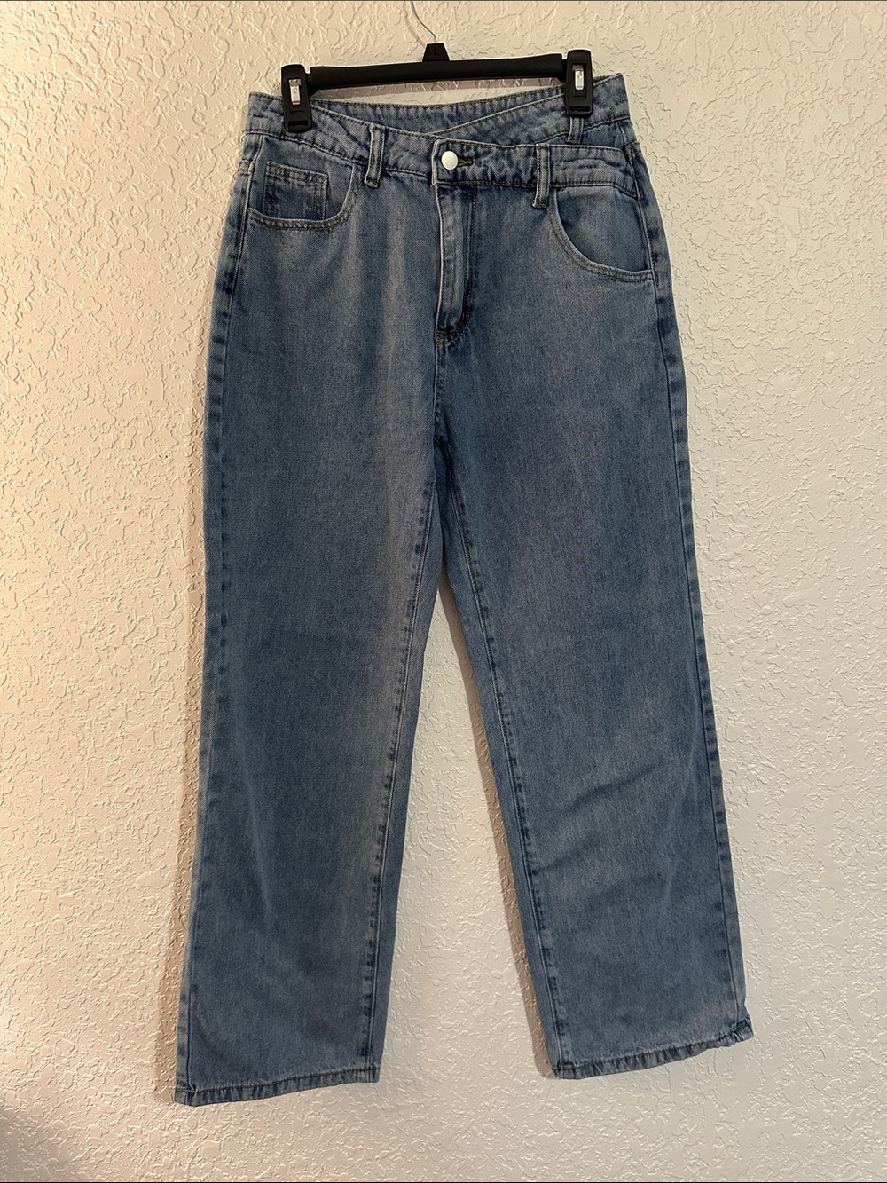 Classic High-Rise Straight Leg Jeans - Light Blue